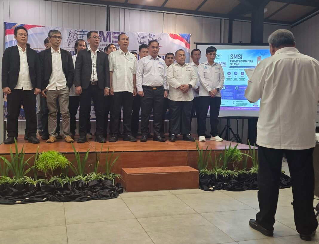 SMSI Banyuasin Usung Sinergi di Pelantikan 8 Pengurus SMSI Sumsel SMSI Banyuasin Usung Sinergi di Pelantikan 8 Pengurus SMSI Sumsel