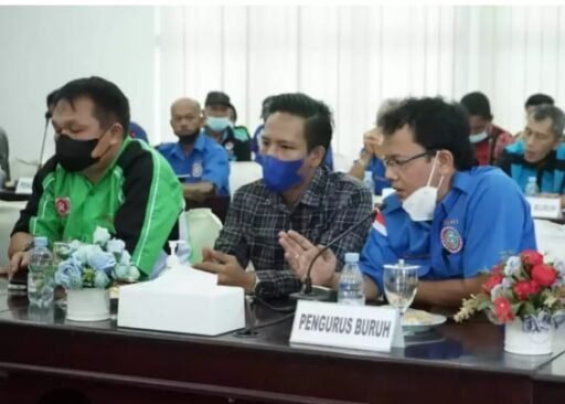 Mediasi KSPSI 1973 Dan PT. Lonsum Buntu . DPRD segera Layangkan Rekomendasi Resmi Ke Polres Asahan Mediasi KSPSI 1973 Dan PT. Lonsum Buntu . DPRD segera Layangkan Rekomendasi Resmi Ke Polres Asahan