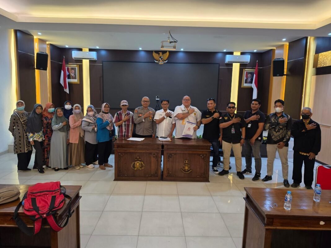 Puluhan Korban Koperasi Puluhan Korban Koperasi
