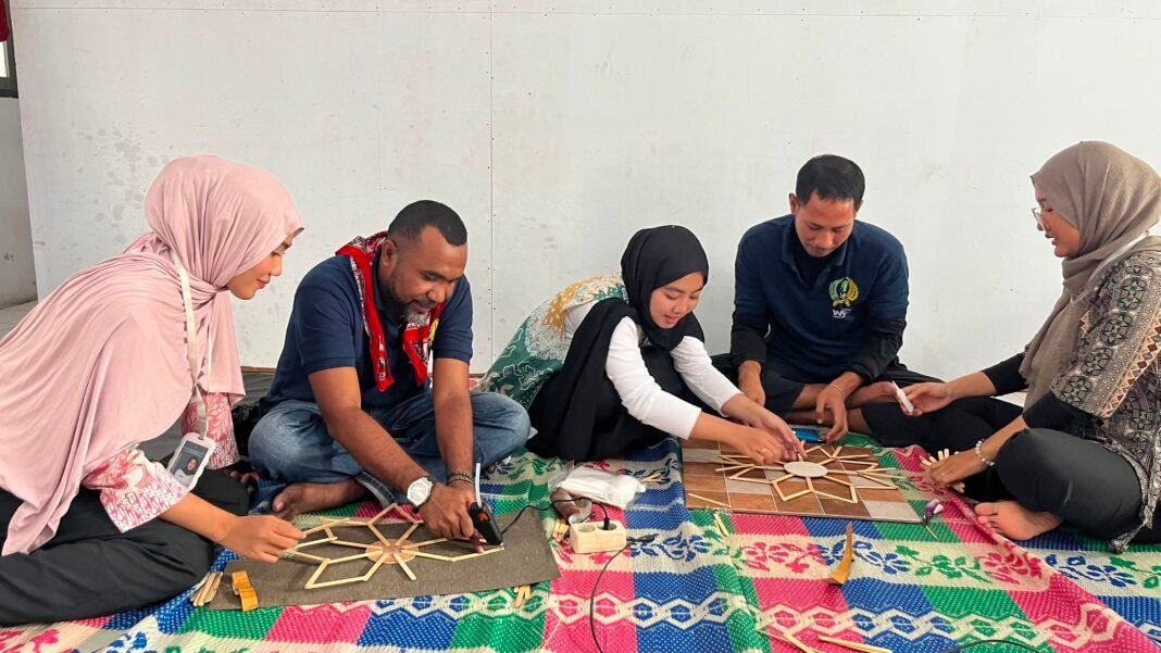 Dari Stik Es Krim Jadi Karya, Lapas Bandanaira Dorong Warga Binaan Lebih Produktif Dari Stik Es Krim Jadi Karya, Lapas Bandanaira Dorong Warga Binaan Lebih Produktif