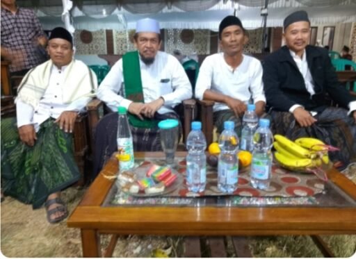 Maulid Nabi Karangsong: Akhlak Rasulullah Jadi Bekal Generasi di Tengah Derasnya Perubahan Zaman Maulid Nabi Karangsong: Akhlak Rasulullah Jadi Bekal Generasi di Tengah Derasnya Perubahan Zaman
