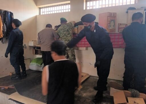 Razia Gabungan di Lapas Slawi Menggeliat! Barang Terlarang Disikat, Tes Urine Digelar Razia Gabungan di Lapas Slawi Menggeliat! Barang Terlarang Disikat, Tes Urine Digelar