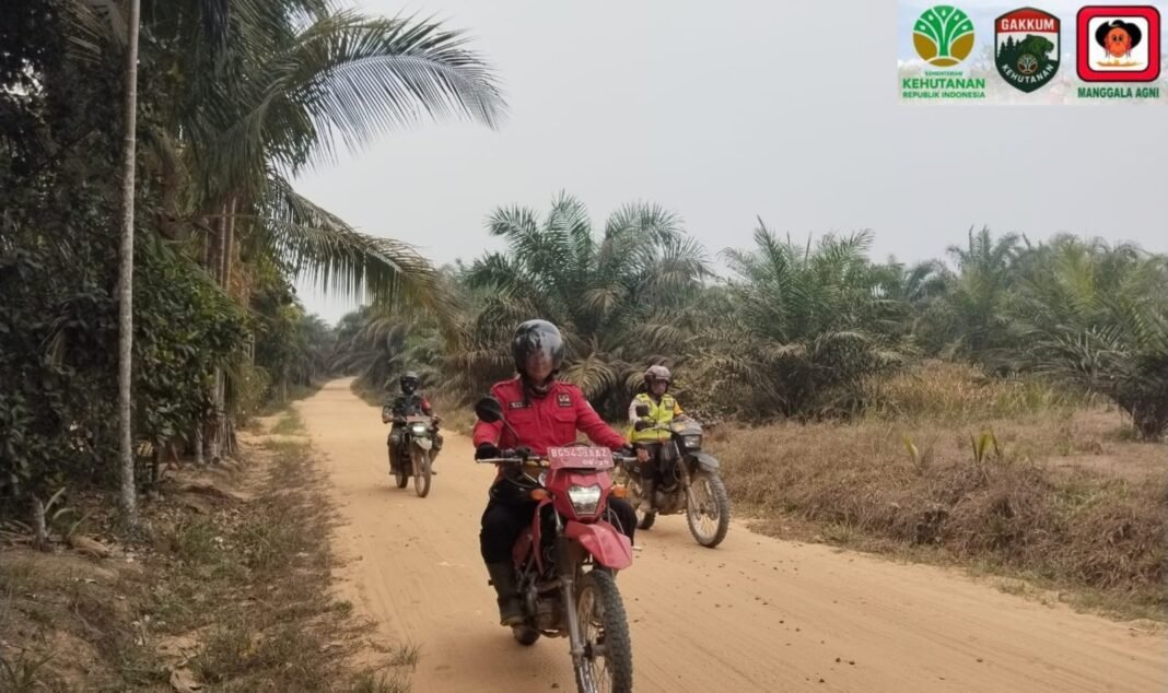Patroli Terpadu Cegah Karhutla, Polsek Bayung Lencir Konsisten Jaga Wilayah Patroli Terpadu Cegah Karhutla, Polsek Bayung Lencir Konsisten Jaga Wilayah