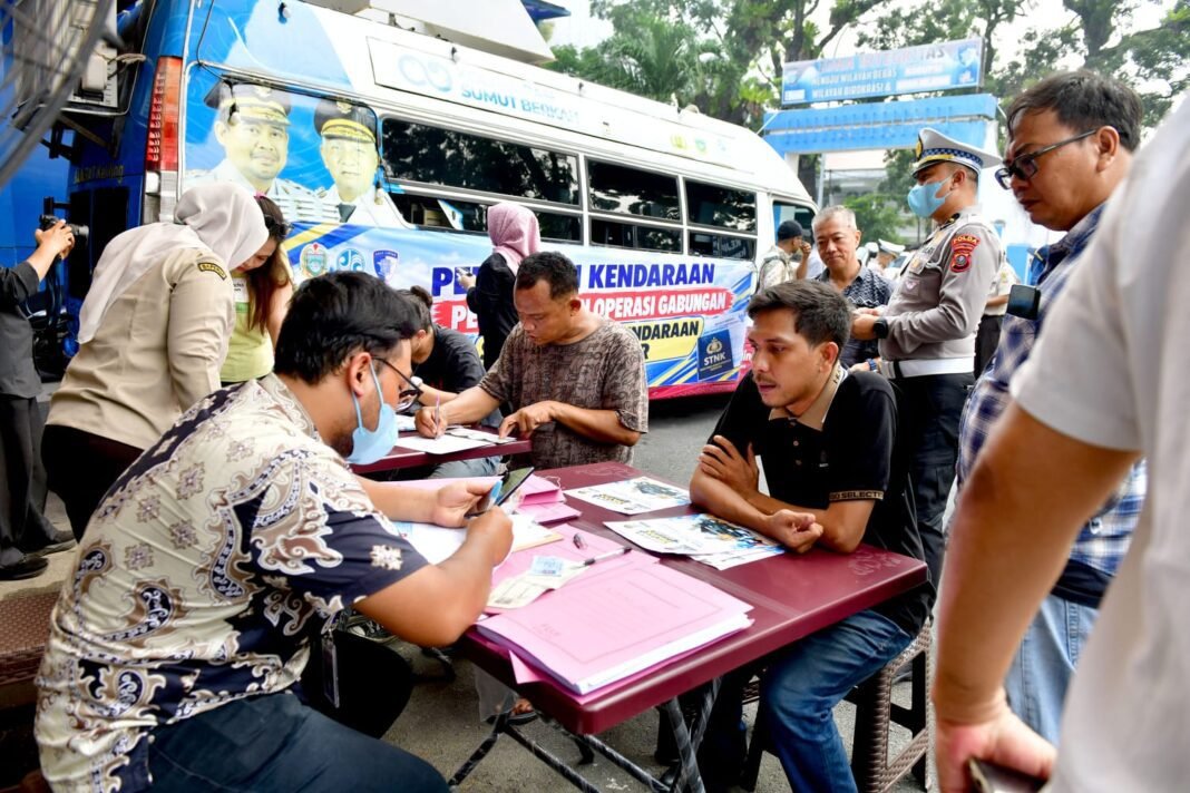 Bapenda Sumut Jemput Bola, Permudah Warga Bayar Pajak Lewat Operasi Sadar Pajak Bapenda Sumut Jemput Bola, Permudah Warga Bayar Pajak Lewat Operasi Sadar Pajak