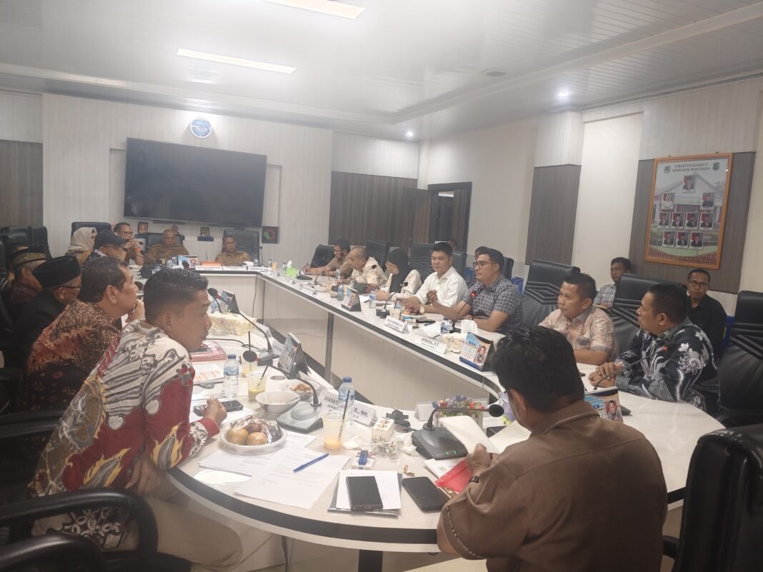 DPRD Muba Keluarkan Berita Acara: Akan Tinjau Langsung Pemakaman Leluhur Marga Bayat DPRD Muba Keluarkan Berita Acara: Akan Tinjau Langsung Pemakaman Leluhur Marga Bayat